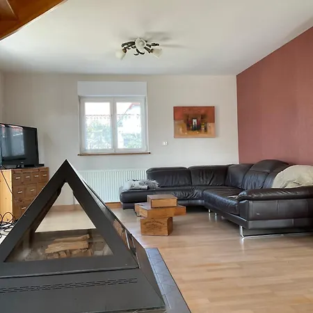 Entre Vignes Et Chateaux. Vila Scherwiller